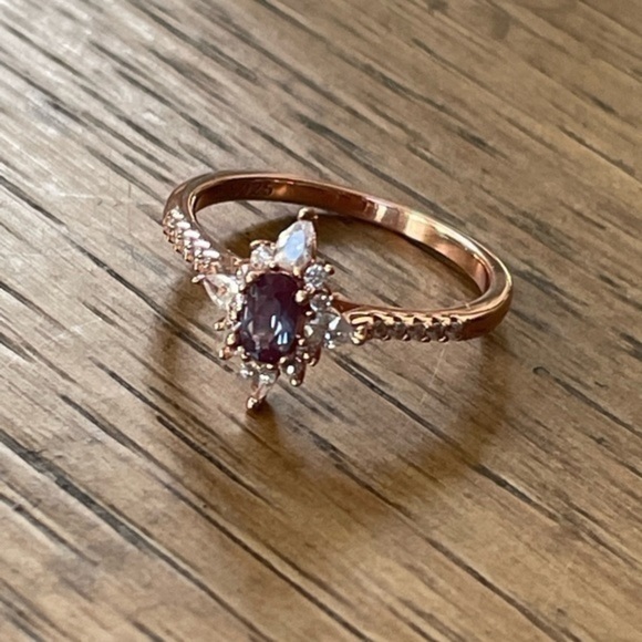 Alexandrite and Zircon Rose Gold Ring - Picture 6 of 15